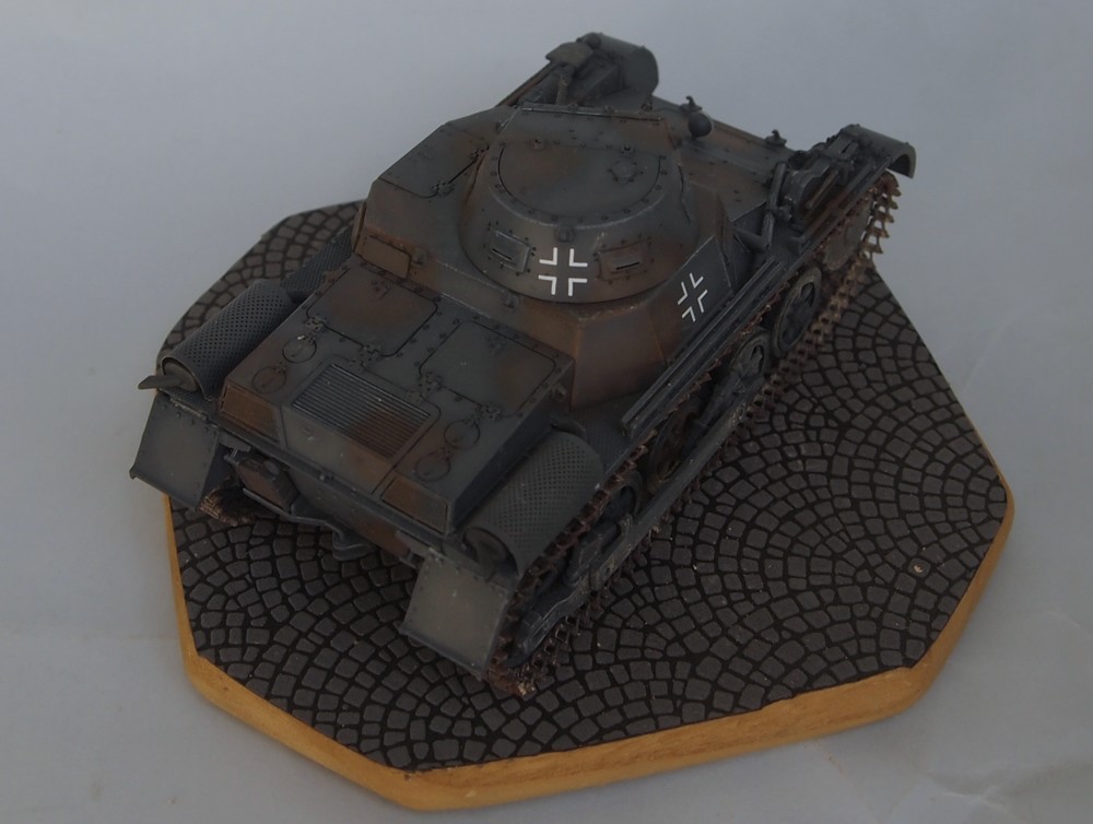 Pz.Kpfw. I Ausf. A 4.Serie/La.S (Dragon 1/35 ref 6451) Mon03